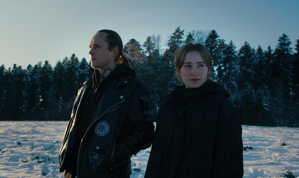 Wolves : Bild Selma Kopp, Bartosz Bielenia