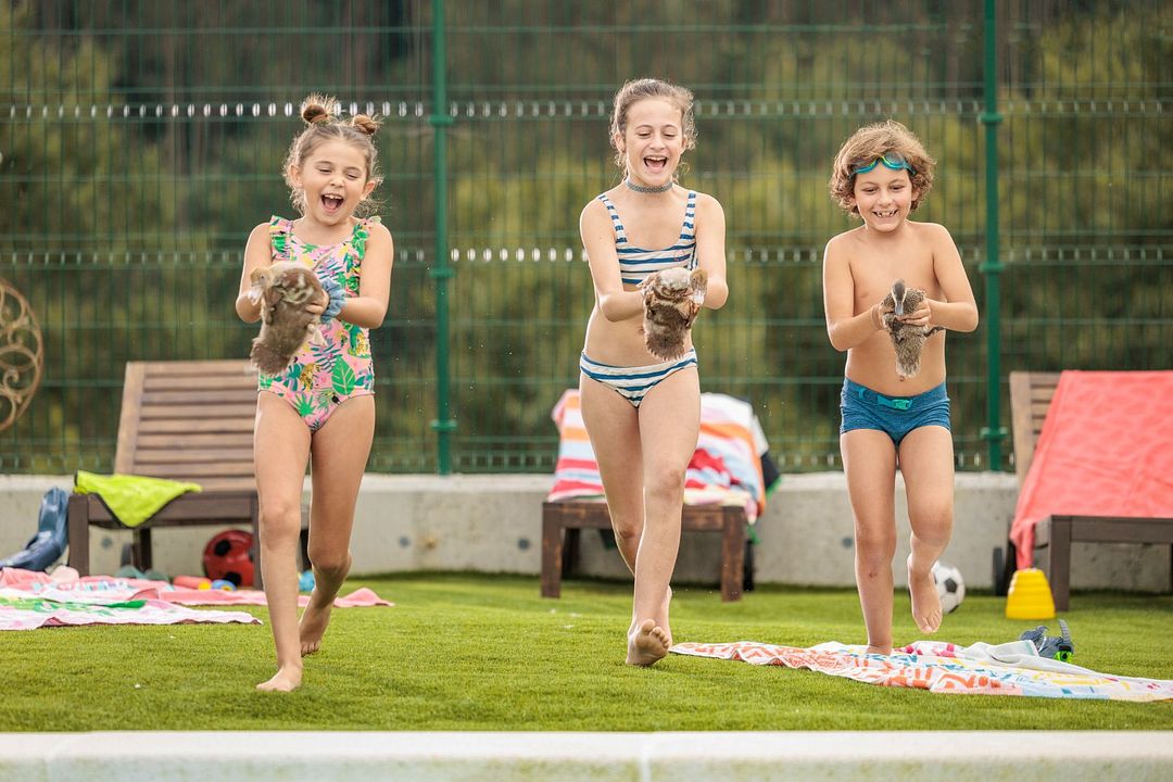 All Inclusive - Willkommen im Luxus : Bild Nerea Pascual, Álvaro Lafuente, Noah Casas