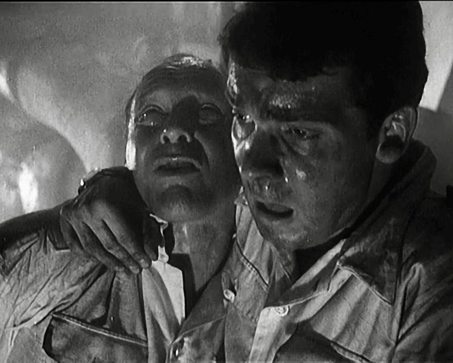 S.O.S. - Morro Castle : Bild