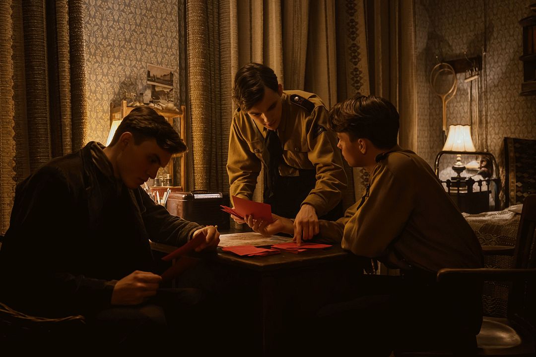 Wahrheit & Verrat - Truth & Treason : Bild