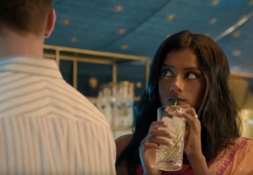 Prophezeiung… Liebe : Bild Simone Ashley, Luke Fetherston