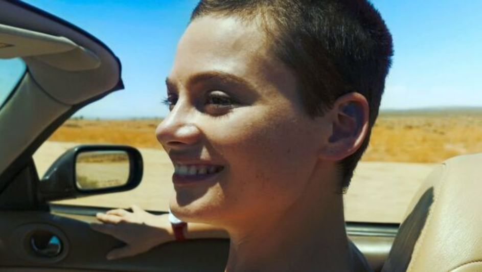 June & John : Bild Matilda Price