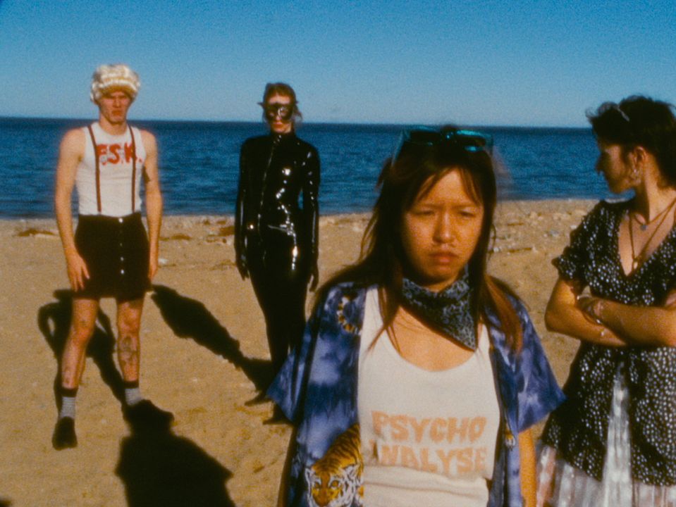 Für immer 16 : Bild Chang Wang, Mücke , Twiggy Glouglou, Lilith Stangenberg