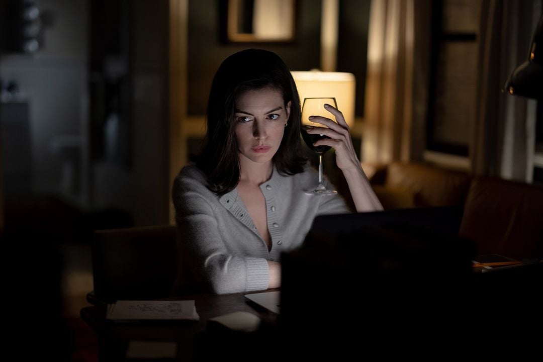 Verity - Dunkle Geheimnisse : Bild Anne Hathaway