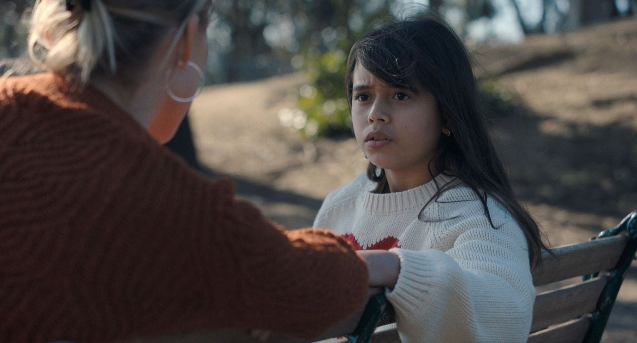 Die Hand an der Wiege : Bild Mileiah Vega