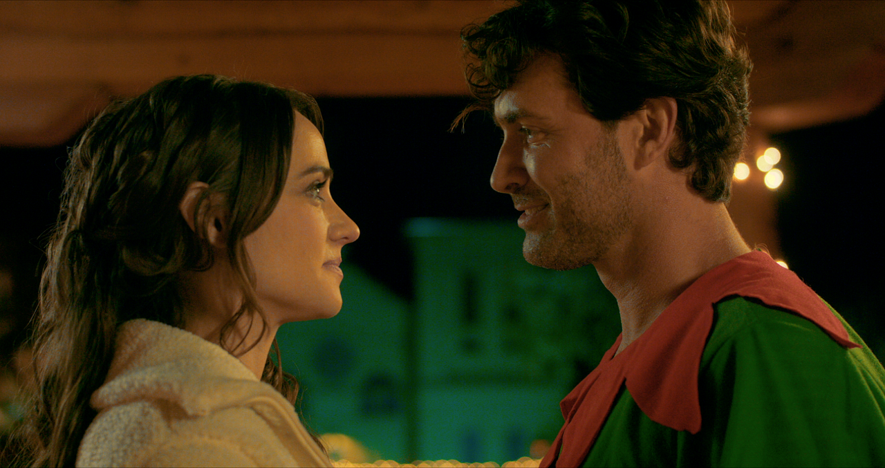 In Love for Christmas - Eine Weihnacht zum Verlieben : Bild Alexandra Harris, Jonathan Stoddard