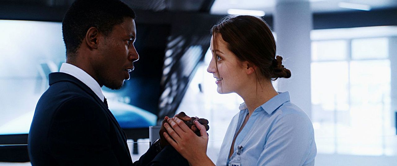 Space/Time : Bild Ashlee Lollback, Pacharo Mzembe