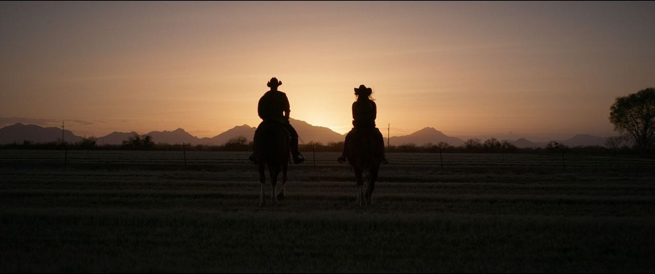The Crossroads - Love Takes Time : Bild Emily Coupe, Nick Ballard