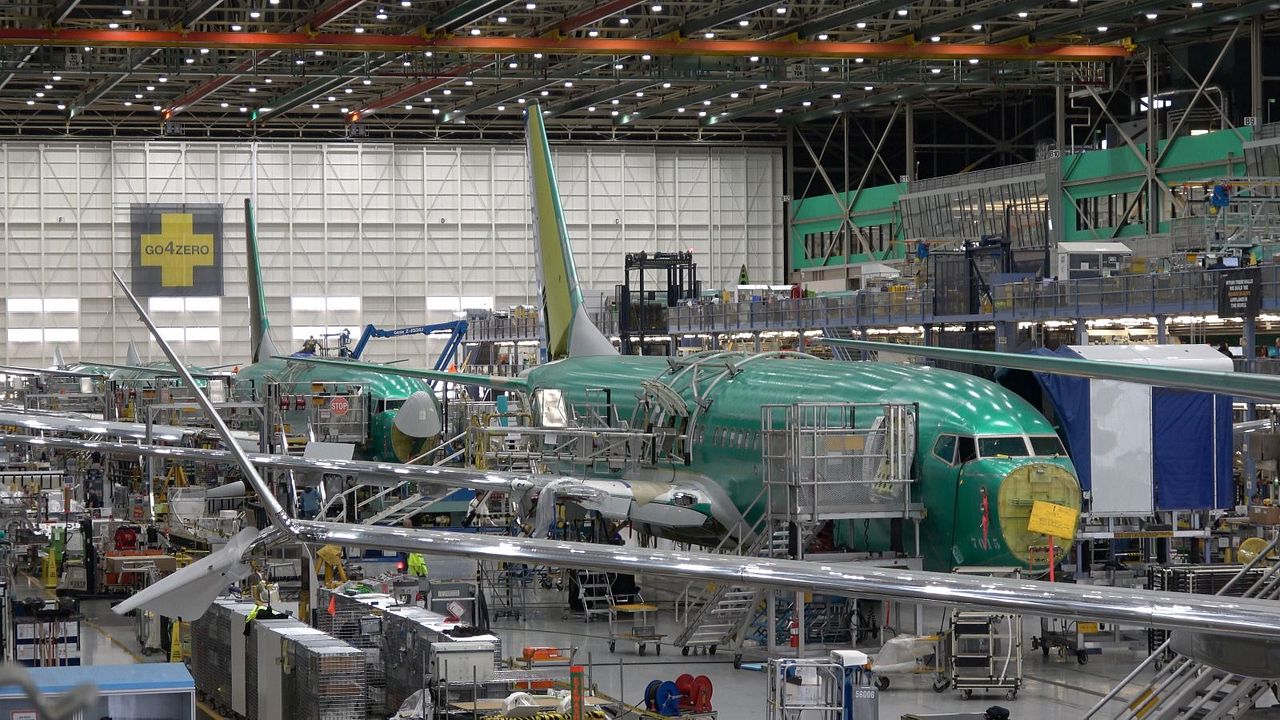 Freier Fall: Abrechnung mit Boeing : Bild