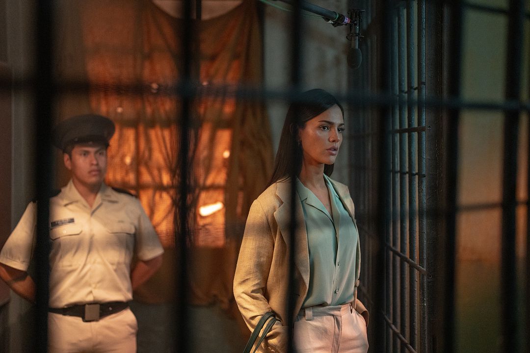 In The Grey : Bild Eiza Gonzalez