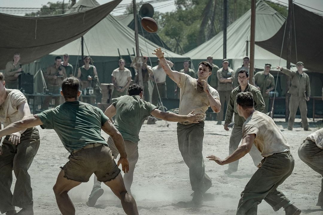The Mosquito Bowl : Bild Nicholas Galitzine