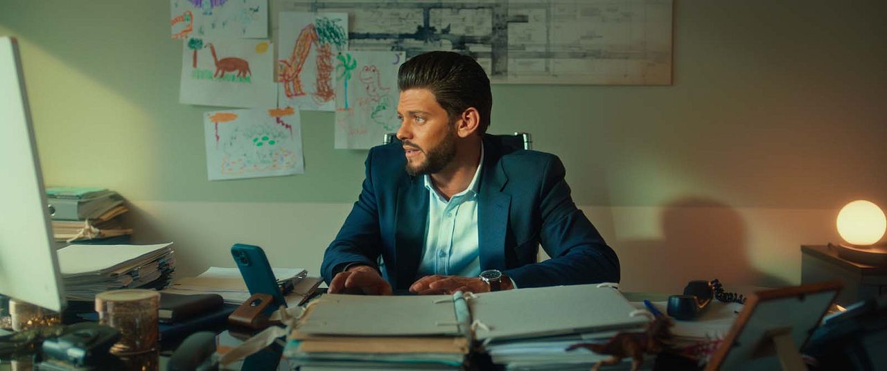 Ab durch die Mitte - Mit Vollgas durch Paris : Bild Rayane Bensetti