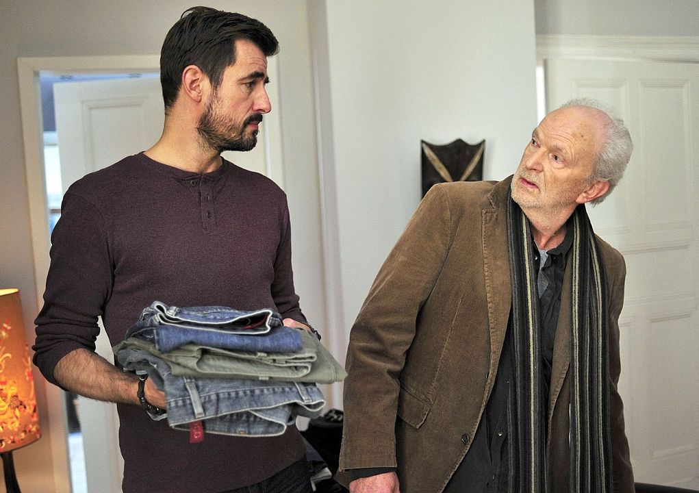 Alle unter eine Tanne : Bild Claes Bang, Michael Gwisdek