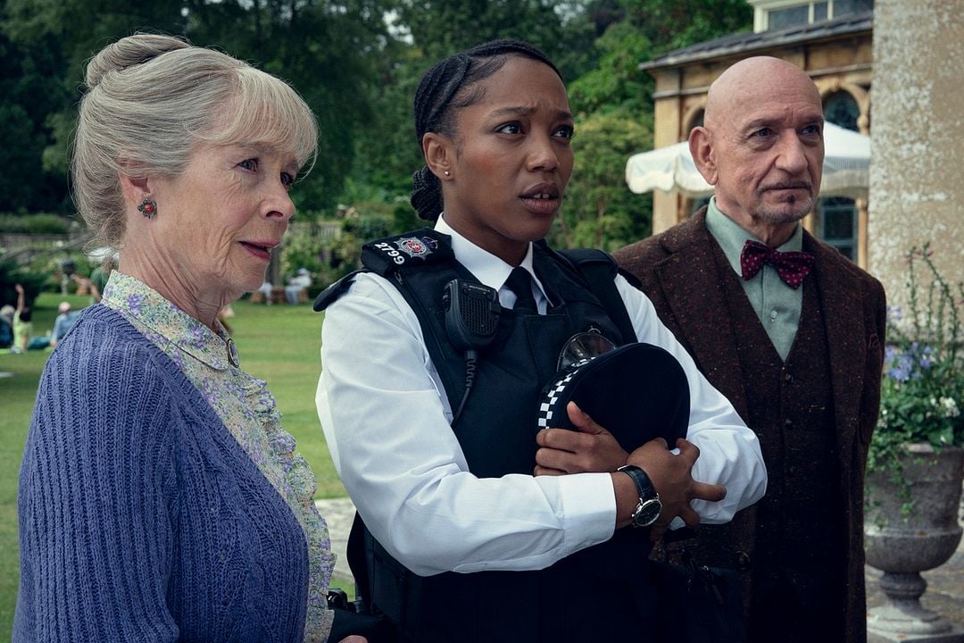 The Thursday Murder Club : Bild Celia Imrie, Ben Kingsley, Naomi Ackie
