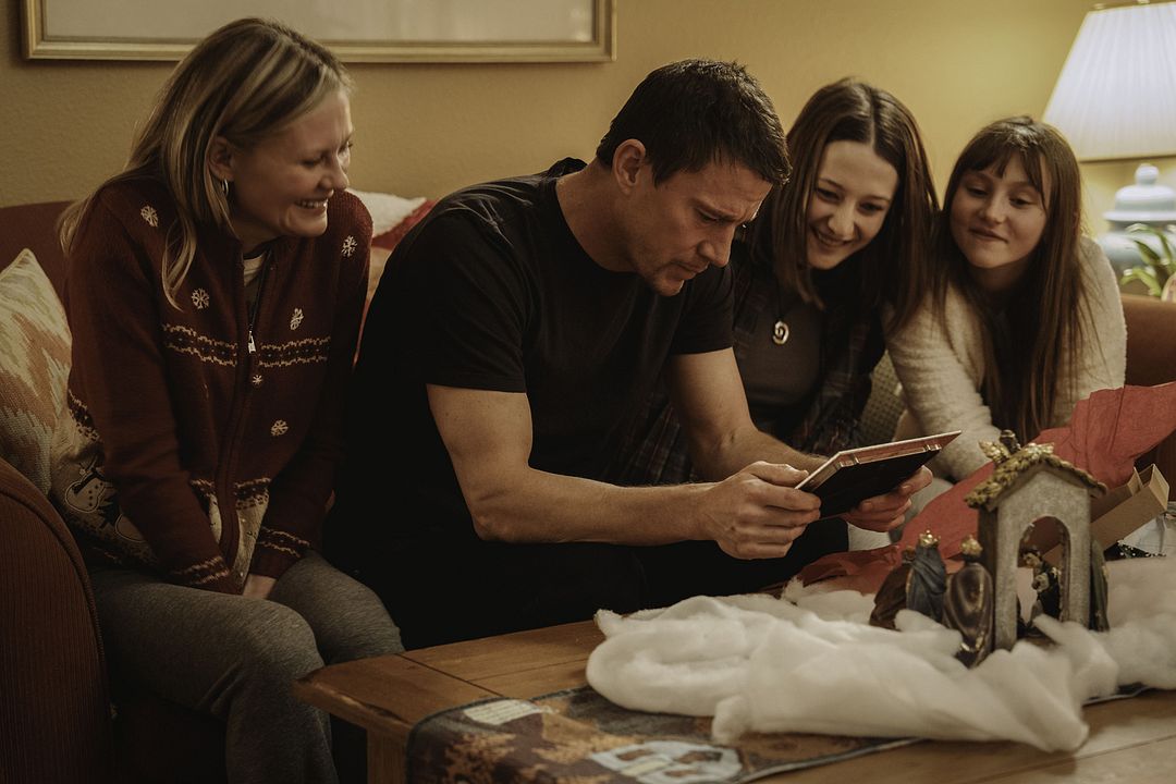 Der Hochstapler - Roofman : Bild Kirsten Dunst, Channing Tatum