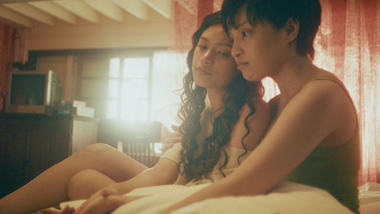 Phone Sex : Bild Angela Morena, Zsara Laxamana