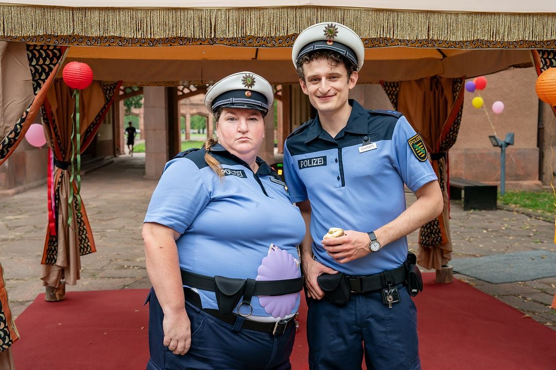 Das Geheimnis der gestohlenen Maske : Bild Julian Janssen, Anna Mateur