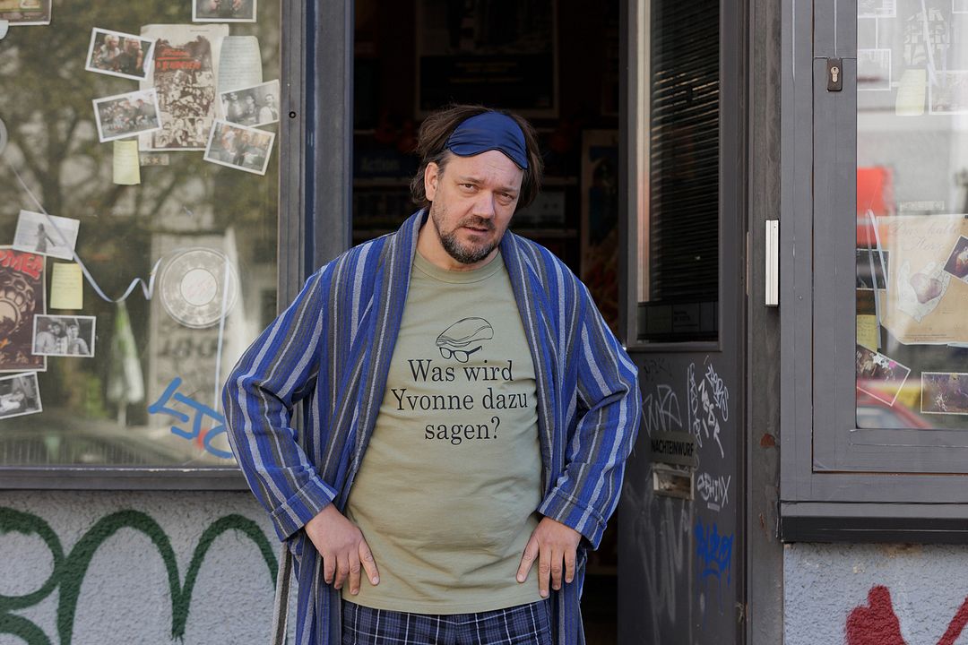 Der Held vom Bahnhof Friedrichstraße : Bild Charly Hübner