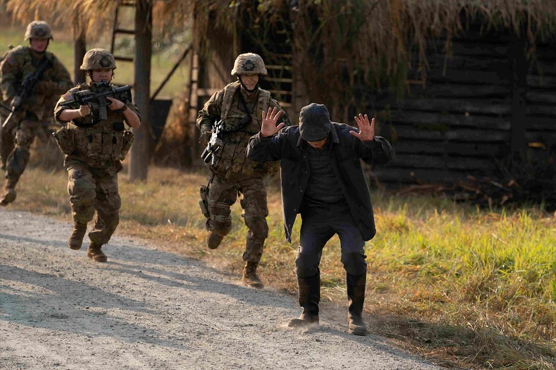 Operation Valiant One : Bild Lana Condor, Chase Stokes