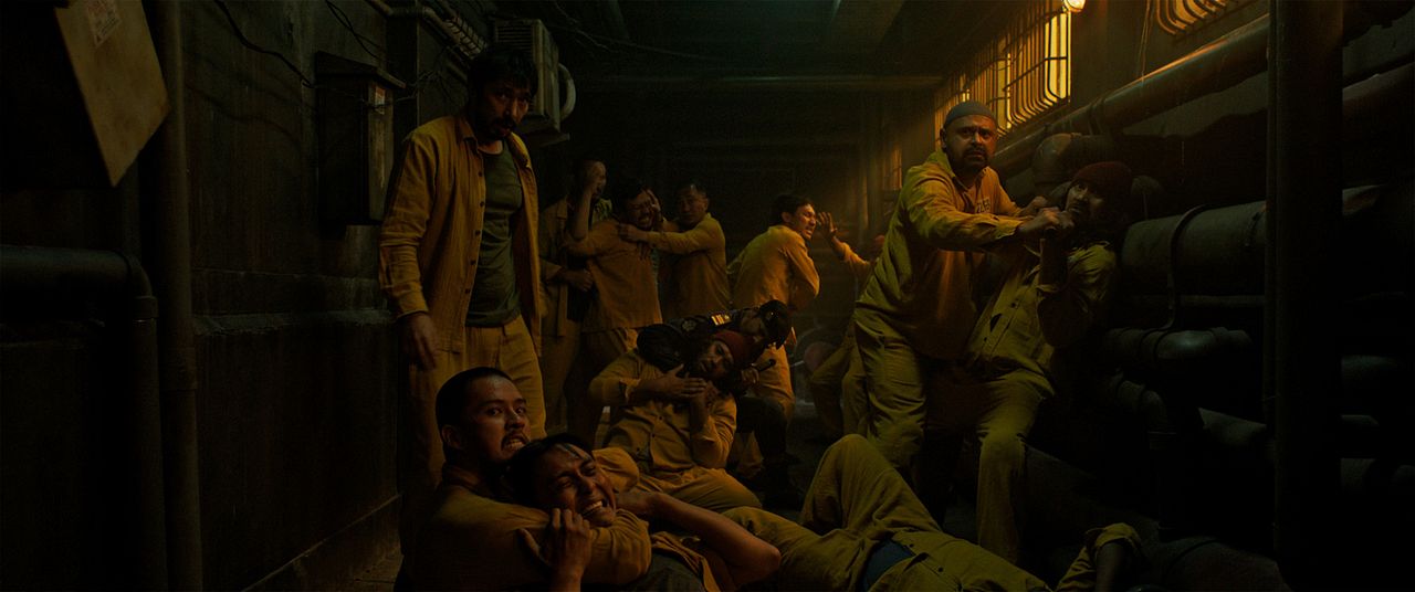 Ghost In The Cell : Bild Mike Lucock, Abimana Aryasatya, Morgan Oey