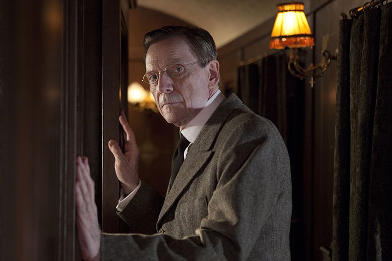 The Lady Vanishes - Eine Dame Verschwindet : Bild Jesper Christensen