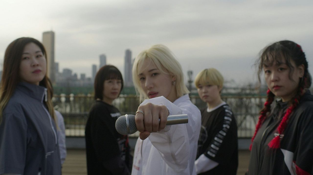 BTS Army: Forever We Are Young : Bild