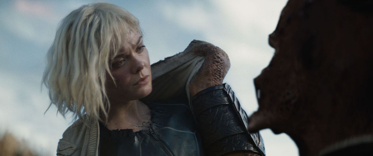 Predator: Badlands : Bild Dimitrius Schuster-Koloamatangi, Elle Fanning