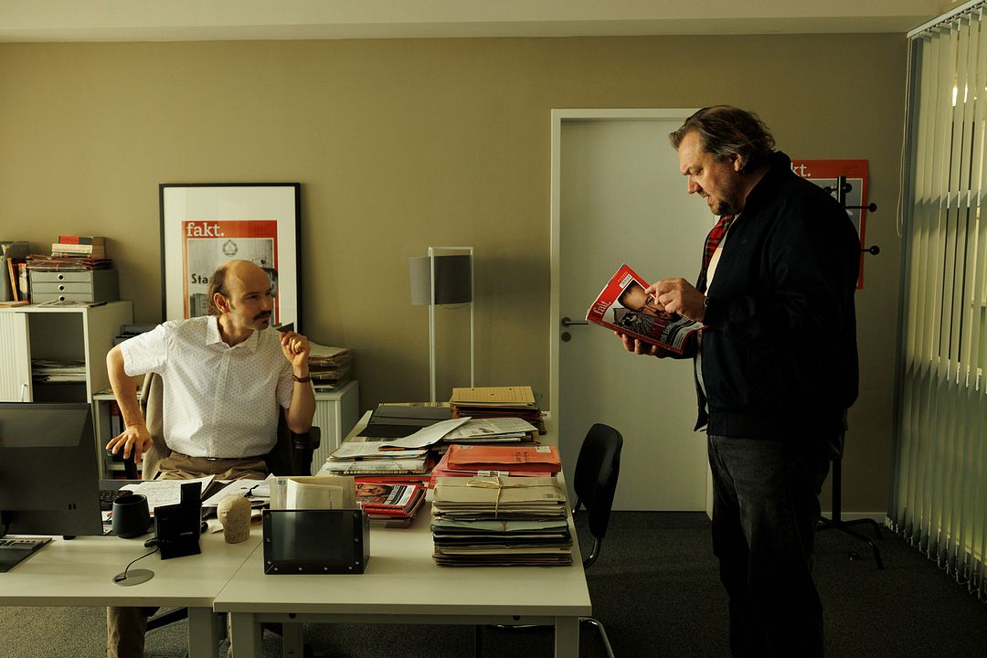 Der Held vom Bahnhof Friedrichstraße : Bild Charly Hübner, Leon Ullrich