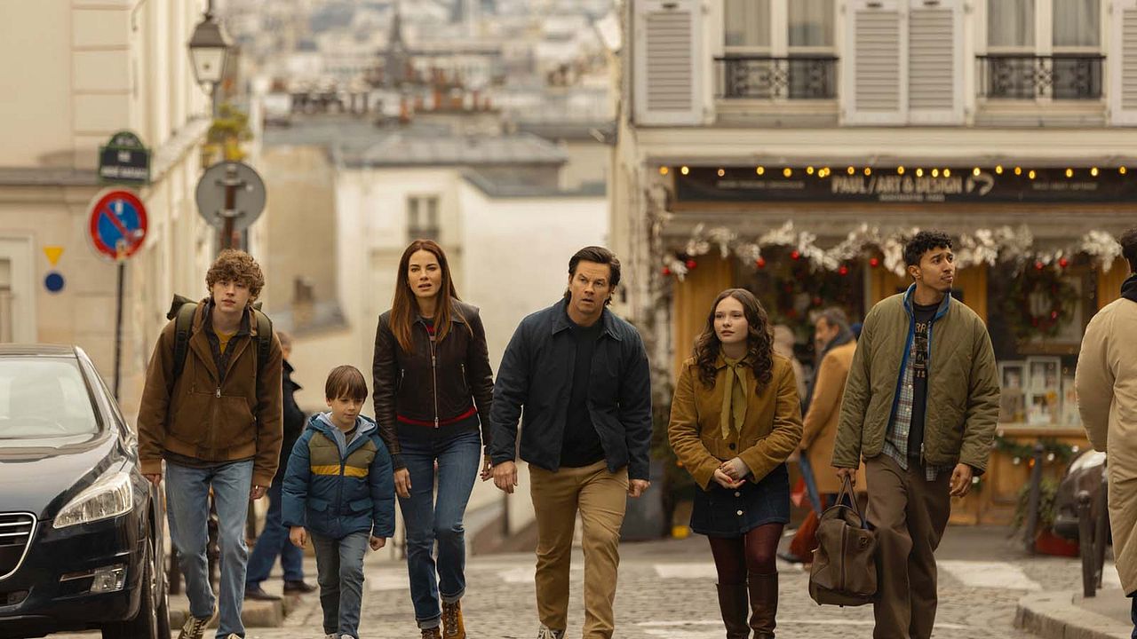 The Family Plan 2 : Bild Michelle Monaghan, Mark Wahlberg, Zoe Margaret Colletti, Van Crosby, Reda Elazouar, Peter Lindsay