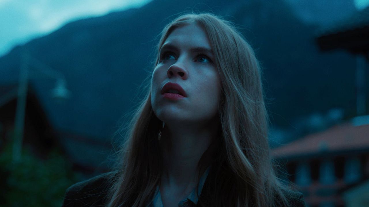 Sew Torn - Fäden des Verbrechens : Bild Eve Connolly