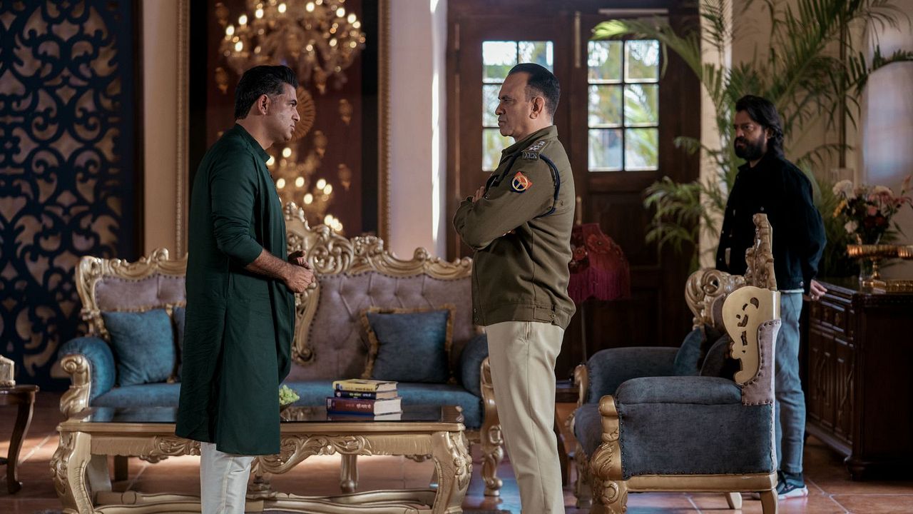 Kartavya : Bild Sahaarsh Shuklaa, Saurabh Dwivedi, Manish Chaudhary