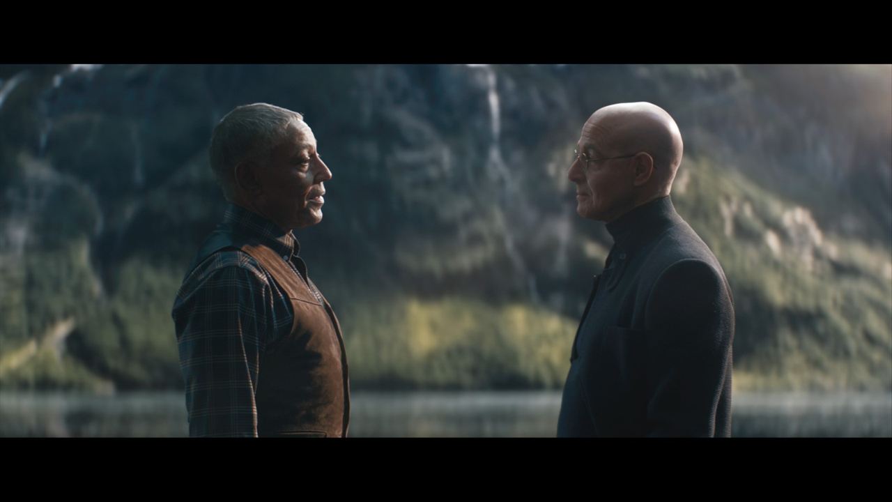 The Electric State : Bild Stanley Tucci, Giancarlo Esposito