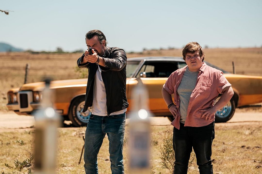 London Calling : Bild Jeremy Ray Taylor, Josh Duhamel