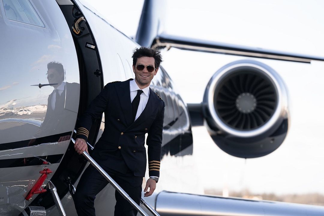 A Very Jonas Christmas Movie : Bild K.J. Apa