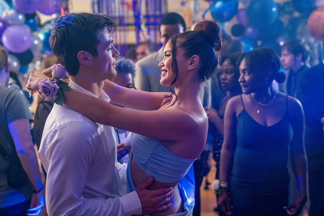 Kissing Is The Easy Part : Bild Paris Berelc, Asher Angel