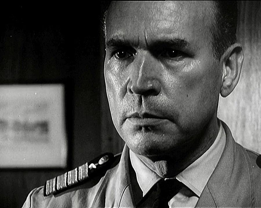 Der Fall Kapitän Behrens - Fremdenlegionäre an Bord : Bild