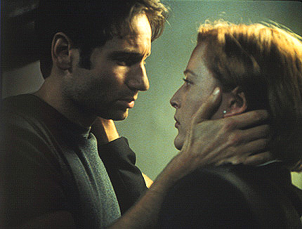 Akte X - Der Film : Bild David Duchovny, Gillian Anderson, Rob Bowman