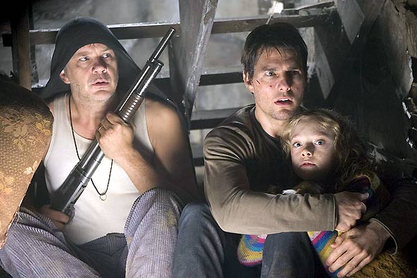 Krieg der Welten : Bild Tim Robbins, Tom Cruise, Dakota Fanning