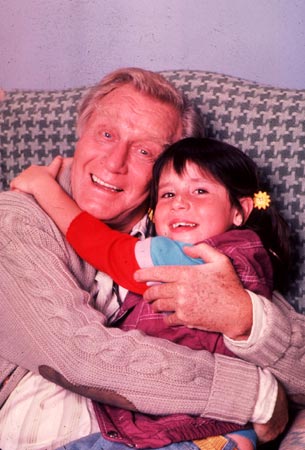 Bild George Gaynes, Soleil Moon Frye