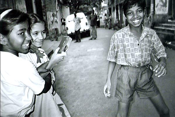 Im Bordell geboren - Die Kinder im Rotlichtviertel von Kalkutta : Bild Ross Kauffman