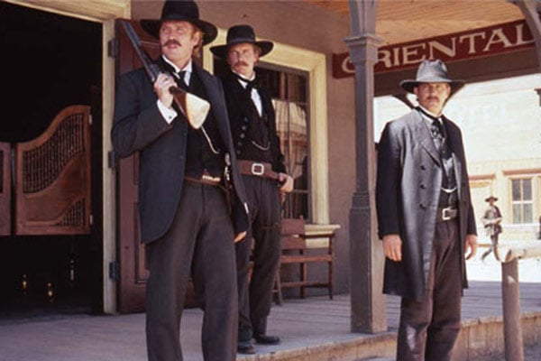 Wyatt Earp : Bild Linden Ashby, Lawrence Kasdan, Kevin Costner, Michael Madsen