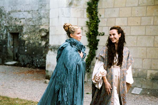 Aurore : Bild Carole Bouquet, Margaux Chatelier