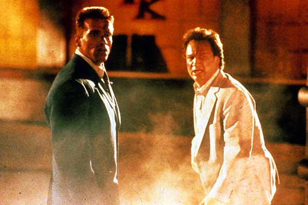 Red Heat : Bild Arnold Schwarzenegger, James Belushi