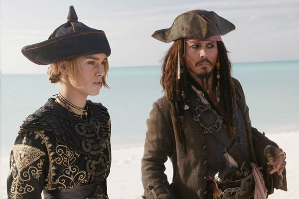 Pirates Of The Caribbean - Am Ende der Welt : Bild Johnny Depp, Keira Knightley