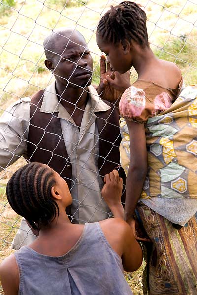 Blood Diamond : Bild Djimon Hounsou, Benu Mabhena, Anointing Lukola