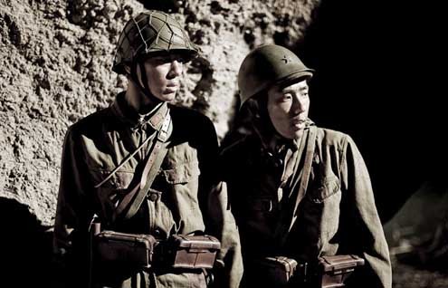 Letters from Iwo Jima : Bild Clint Eastwood, Kazunari Ninomiya, Ryô Kase