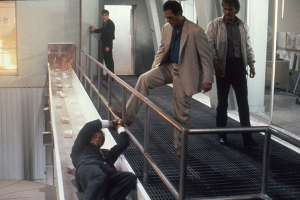 James Bond 007 - Lizenz zum Töten : Bild John Glen, Robert Davi, Benicio Del Toro, Guy De Saint Cyr, Timothy Dalton