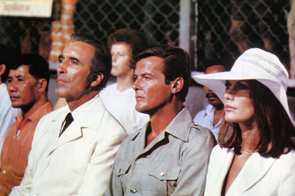 James Bond 007 - Der Mann mit dem goldenen Colt : Bild Maud Adams, Christopher Lee, Roger Moore
