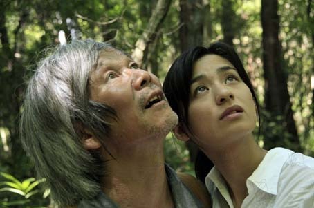 Der Wald der Trauer : Bild Machiko Ono, Shigeki Uda, Naomi Kawase