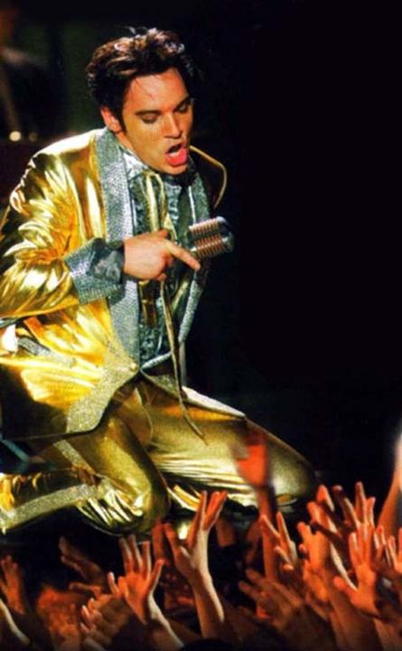 Elvis - Aufstieg und Fall des Kings : Bild Jonathan Rhys-Meyers, James Steven Sadwith